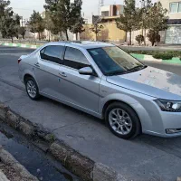 دنا پلاس اتوماتیک مشابه صفر 404 نقرهای متالیک