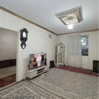 اپارتمان-شهرک-کارگر-پارکینگ-طبقه-اول