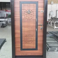 نصاب درب ضد سرقت وساخت و نصب درب و پنجره upvc|خدمات پیشه و مهارت|شهریار, شهریار|دیوار