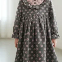 پیراهن دخترانه