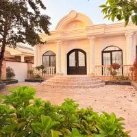 عمارت-سفید-260-متری-کلاسیک