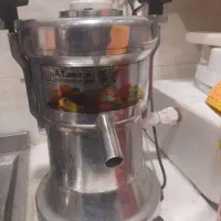 آب هویج گیری