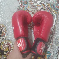 دستکش بوکس جنسه خوب درحده نو