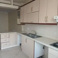 ۶۰متر/دوخواب/طبقه چهارم/پارکینگ غیرمزاحم/انباری