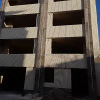 کارگر و وردست کاشی کاری و سنگ کاری