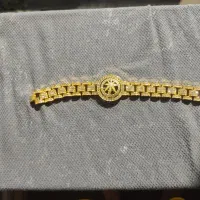 دستبند نگین دار کاملا سالم