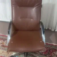 صندلی راحت و میز غذا خوری ۴ نفره سالم