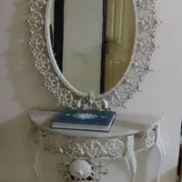 آیینه و میز