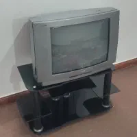 میز و تلویزیون 29 اینچ سالم|تلویزیون و پروژکتور|زنجان, |دیوار