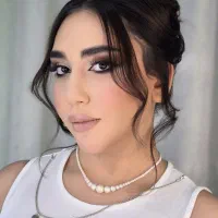 میکاپ تخصصی با مهدیس