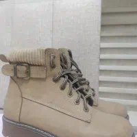 بوت چرم|کیف، کفش، کمربند|دلیجان, |دیوار