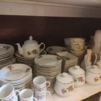 چینی و ظروف گل سرخی ۱۰۰ تیکه|ظروف سرو و پذیرایی|مشهد, صیاد شیرازی|دیوار