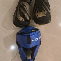 دستکش و کلاه بوکس ونوم