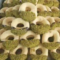 استخدام  دو نفر کارگر ساده خانم در کارگاه قنادی|استخدام خدمات فروشگاه و رستوران|اهواز, آسیاباد|دیوار
