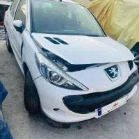 تصادفی پژو۲۰۷ مدل۱۴۰۳ سقف فلز ارتقا سفید|خودرو سواری و وانت|تهران, شهید فکوری|دیوار