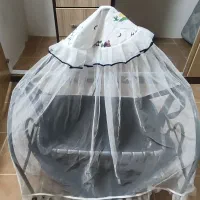تخت و گهواره نوزاد