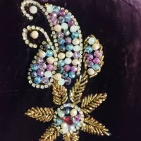 منجق وسیخک دوزی وجواهردوزی|لباس|لردگان, |دیوار