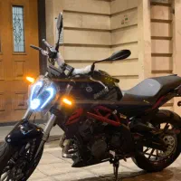 بنلی ۳۰۰ ۱۴۰۴