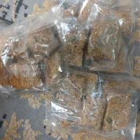 لوزی کنجدی