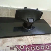 پایه نگهدارنده ال سی دی تمیز سالم سالم