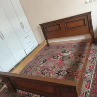 تختخواب دو نفره به ابعاد ۲۰۰ در ۱۶۰