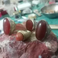 یاقوت سریلانکا|جواهرات|قم, نیروگاه|دیوار
