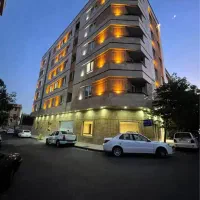 ۷۷ متر ۲ خواب رو به آفتاب+فول+ویو ابدی*زیر قیمت*