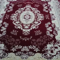 فرش قرمز