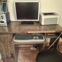میز کامپیوتر