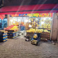 نیروی خانم برای مغازه میوه فروشی