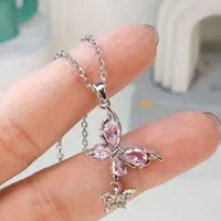 گردنبند پروانه نگین جواهری