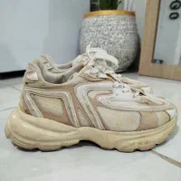 دو جفت کتونی نو