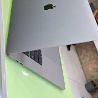 مک بوک پرو ۲۰۱۹