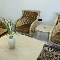 مبل ۷ نفره کلاسیک  با میز عسلی