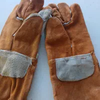 دستکش ساق بلند چرمی سیم دوز