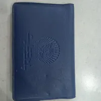 کیف کارتی سرمه ای شامل مدارک گم شده مژدگانی خوب
