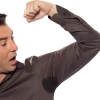 بوتاکس زیر بغل جلوگیری از تعرق در درمانگاه البرز