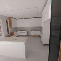 آپارتمان-130-متری-نوساز-کلید-نخورده-فیروز-بخت