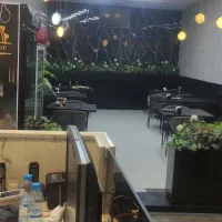 استخدام آشپز و نیروی خدماتی
