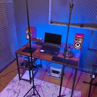 ۲عدد پایه نور پردازی