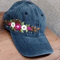 کلاه کپ گلدوزی