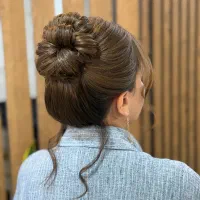 نیازمند مدل شینیون