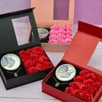 باکس گل رز همراه با مرواریدعشق وصدف طبیعی ولنتاین