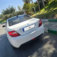 دنا پلاس 1402|خودرو سواری و وانت|بروجرد, |دیوار