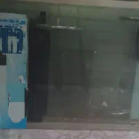 درب شیشه مغازه ۴ عدد سالم