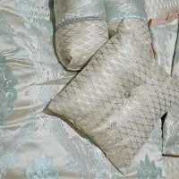 رو تختی نو