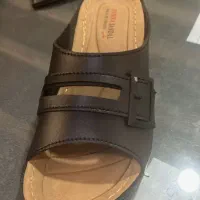 استخدام خیاط صندل و دمپایی و کارگر ماهر صندل کار|استخدام صنعتی، فنی، مهندسی|قم, شهرک امام حسین|دیوار