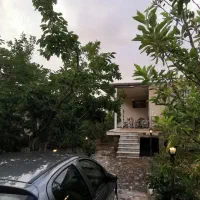 جابان بالا، باغچه سرسبز با سند تک برگ