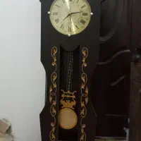 ساعت ایستاده چوبی کار شده