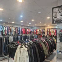 پوشاک زنانه و مردانه تاناکورا و استوک